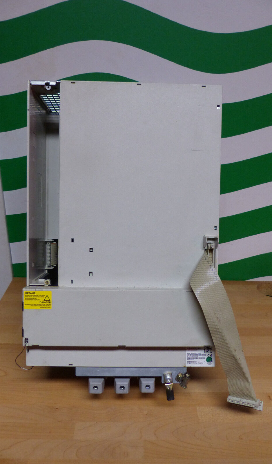 Siemens 6SN1124-1AA01-0FA1   6SN11241AA010FA1  Ver: A