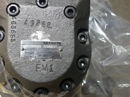 BOSCH REXROTH Hydraulikpumpe MNR300N4 458831   MNR300N4458831 bar250 s.Bilder