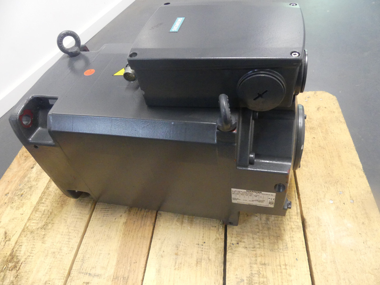 Siemens 1PH8138-1CZ22-0LA1-Z