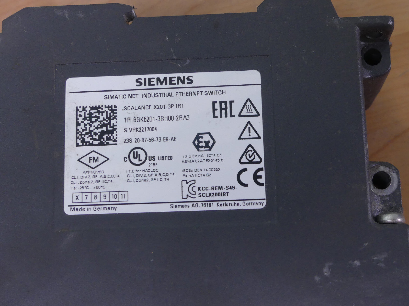 Siemens 6GK5201-3BH00-2BA3     6GK5 201-3BH00-2BA3 E:06