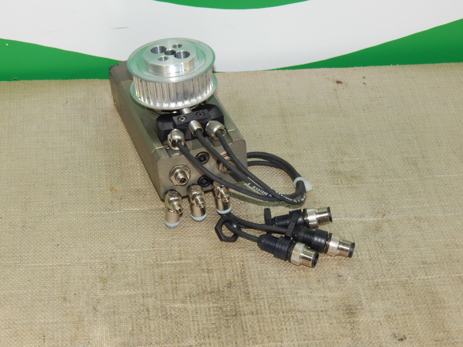  SCHUNK pneumatischer Schwenkantrieb OSE-C22-0 354220 used