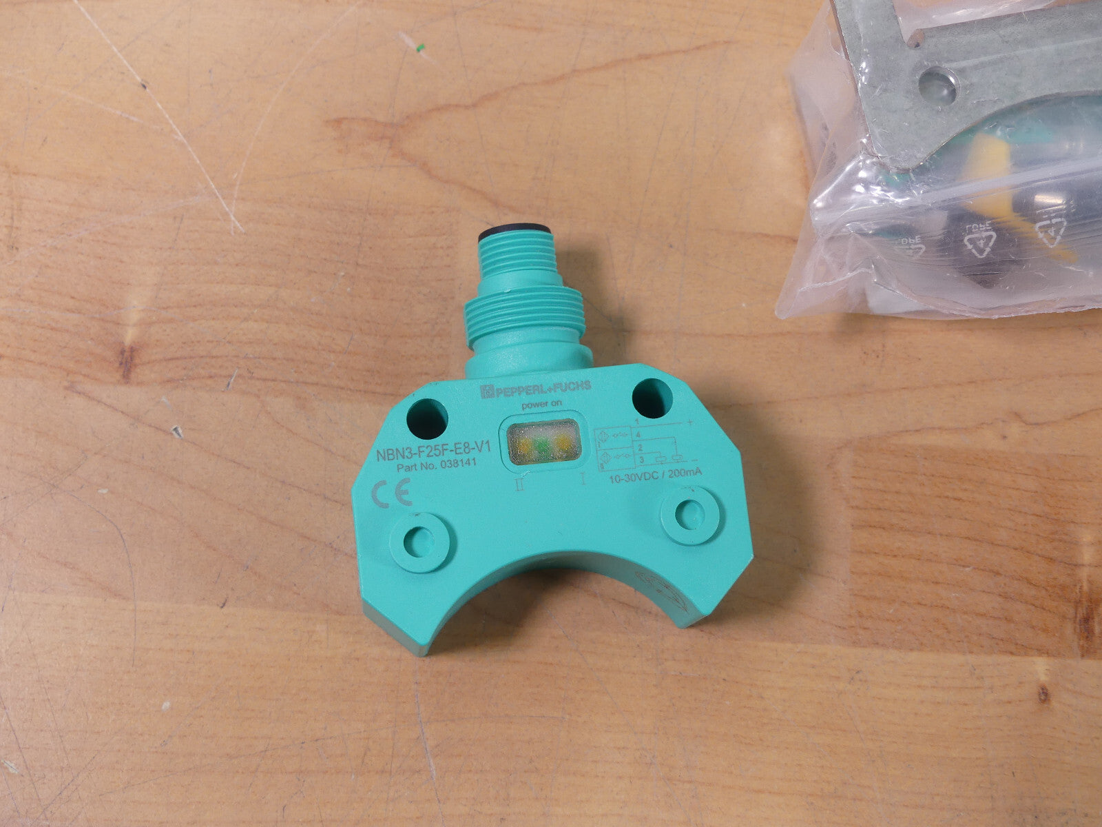 Pepperl+Fuchs 38141  NBN3-F25F-E8-V1 Inductive Sensor Doppelinitiator