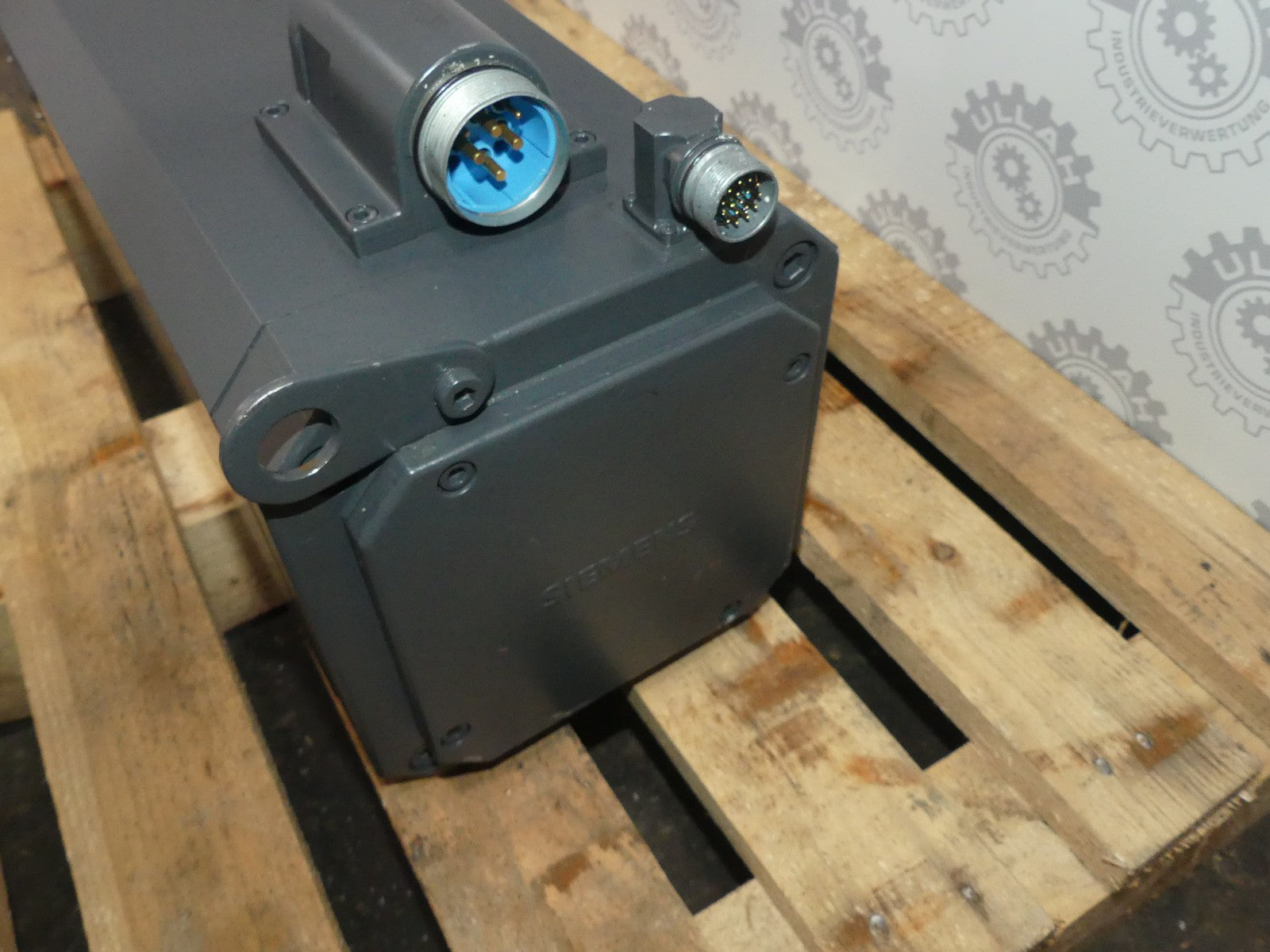 SIEMENS 1FT6108-8AC71-3EG1