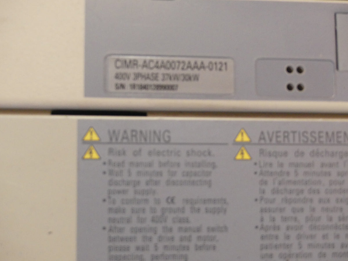 YASKAWA CIMR-AC4A0072AAA-0121  REV.A A1000 FREQUENZUMRICHTER 30/37KW DEFEKT s.B