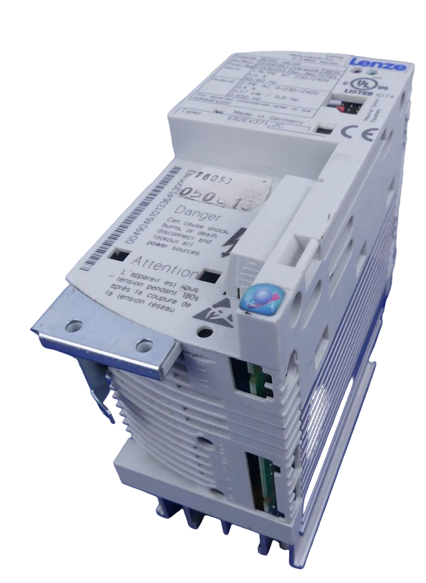 Lenze Frequenzumrichter  E82EV371_2C