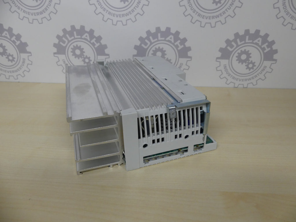 Lenze Frequenzumrichter 8200 vector 0.75 kW / 1.0 hp / E82EV751_4C / 13127094