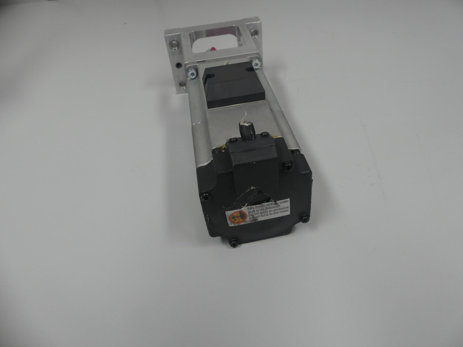 Rexroth MSM031C-0300-NN-M0-CH1 leicht beschädigt. S. Bilder