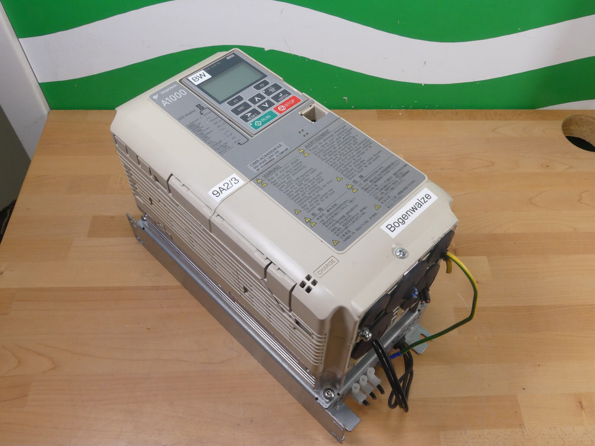Yaskawa A1000  CIMR-AC4A0004FAA 1.5kW/1.1kW