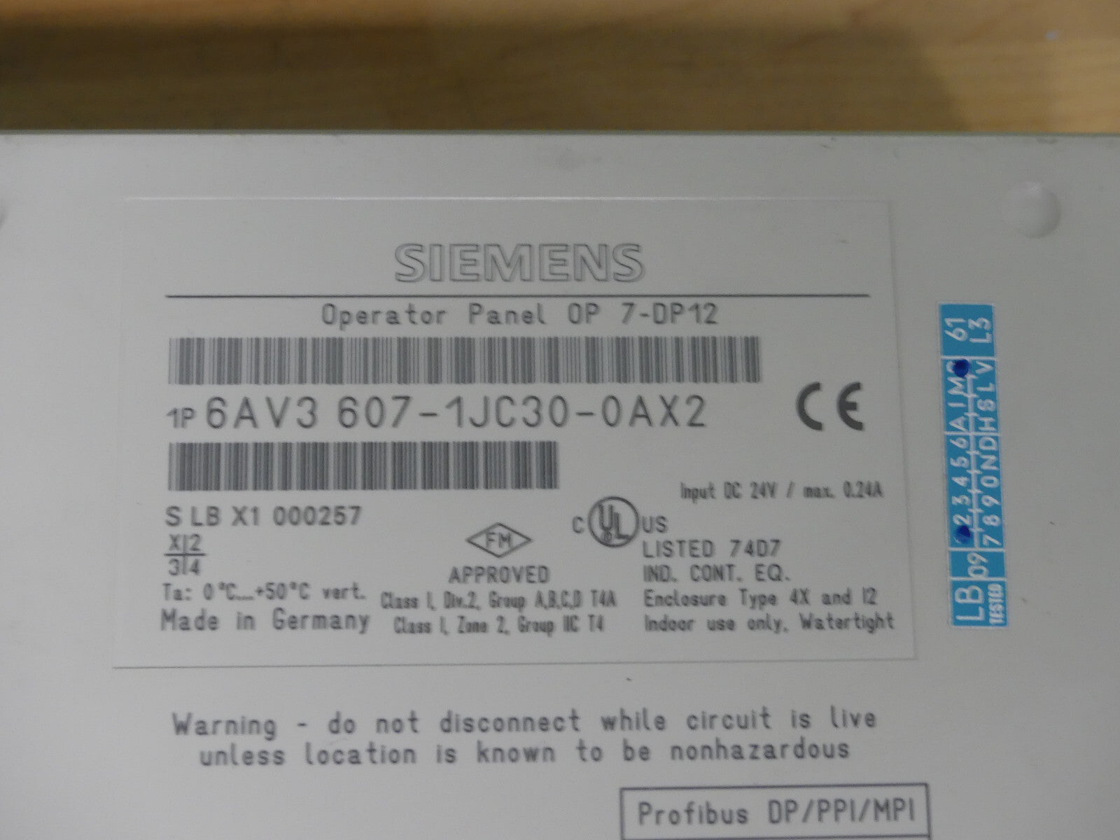 SIEMENS OPERATOR PANEL OP7/DP12  6AV3607-1JC30-0AX2