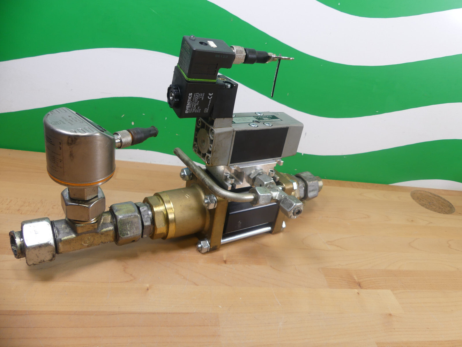 Coax 5-VMK 15 NC  Ventil 24V DC 0-40 bar  s.Bilder