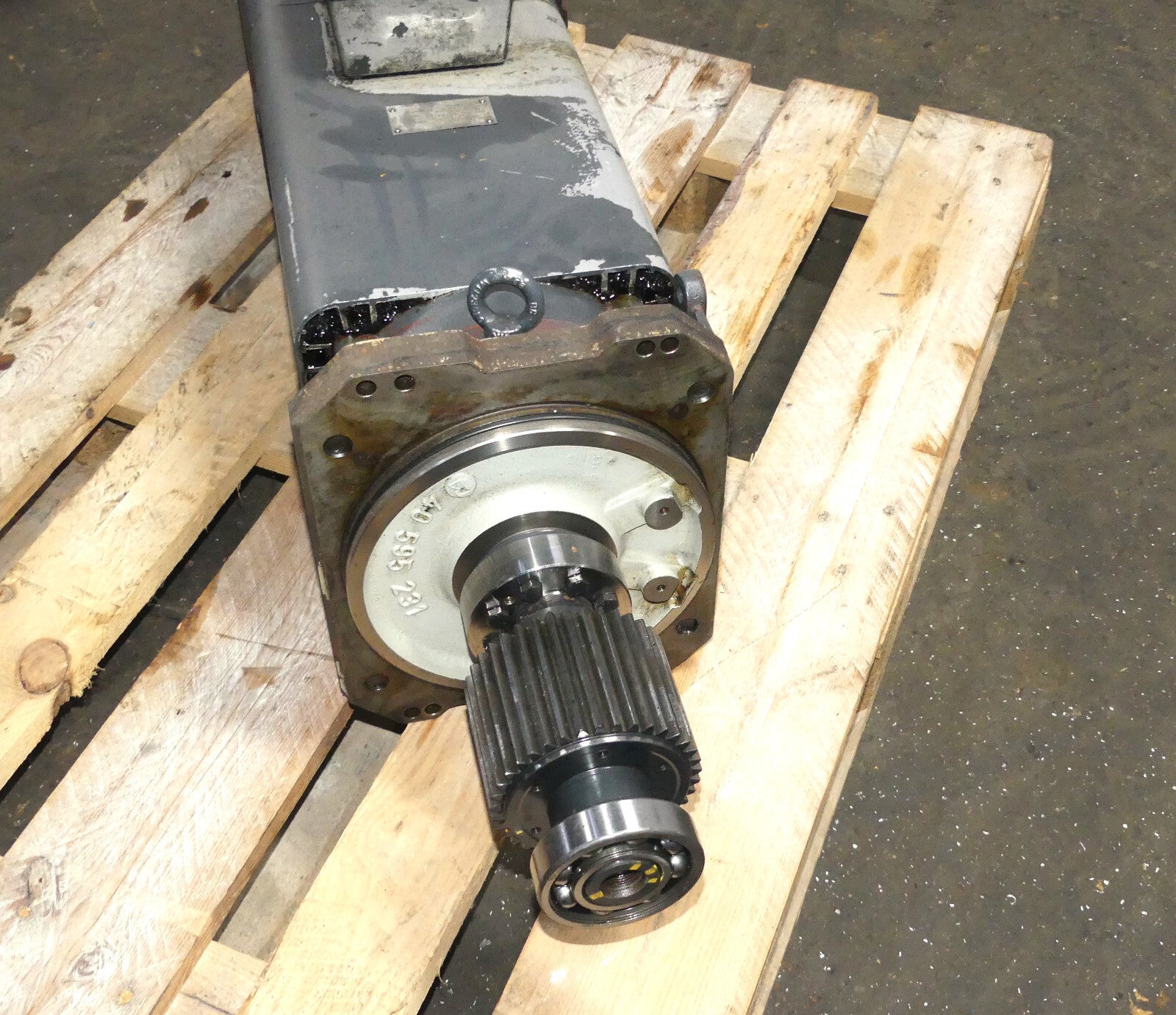 SIEMENS 1PH6137-4NG46-Z