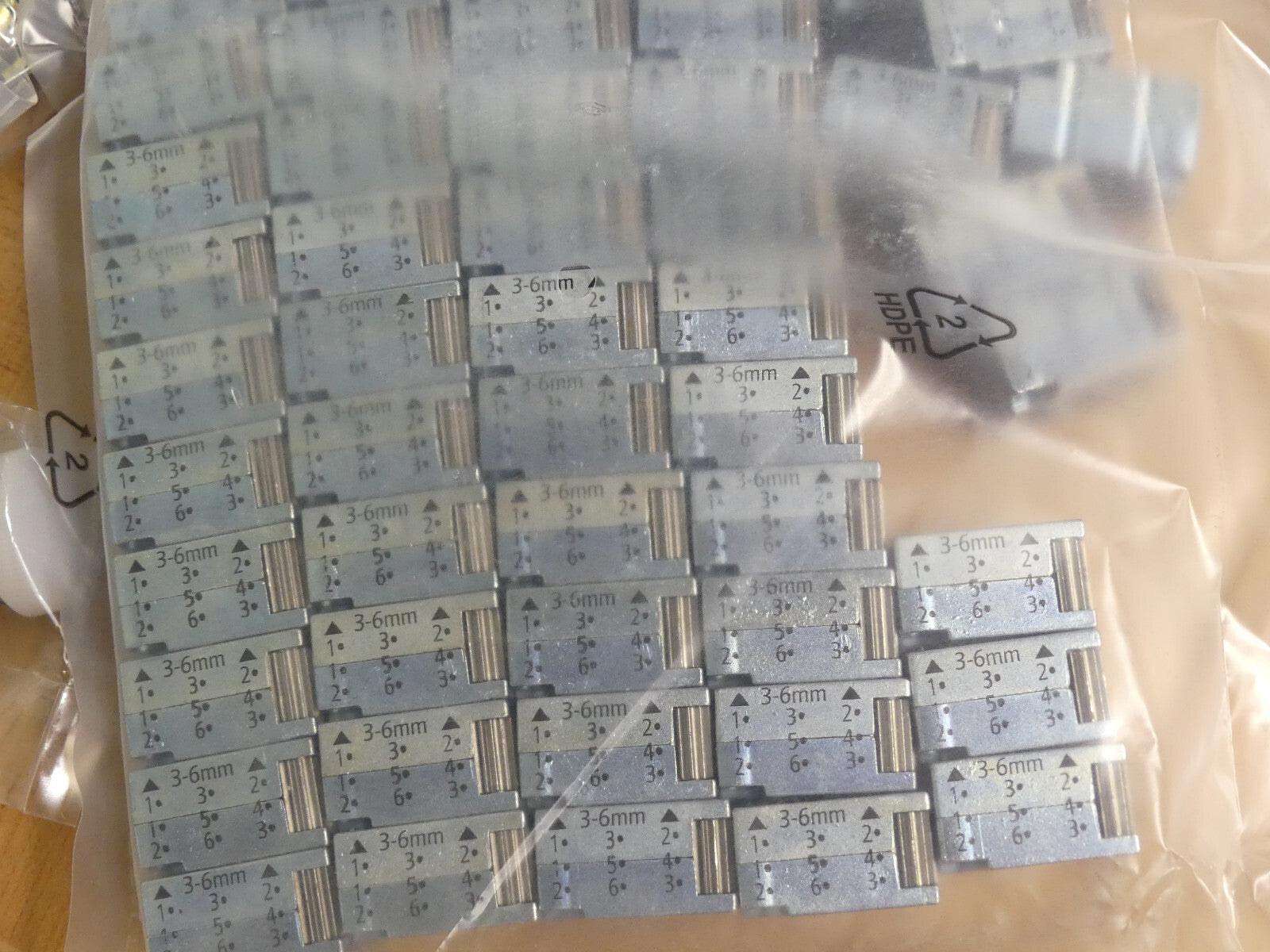 50x Siemens Leuchtmelder 3SB3 501-6BA60-Z / 3SB3501-6BA60 weiß rund Metallhalter