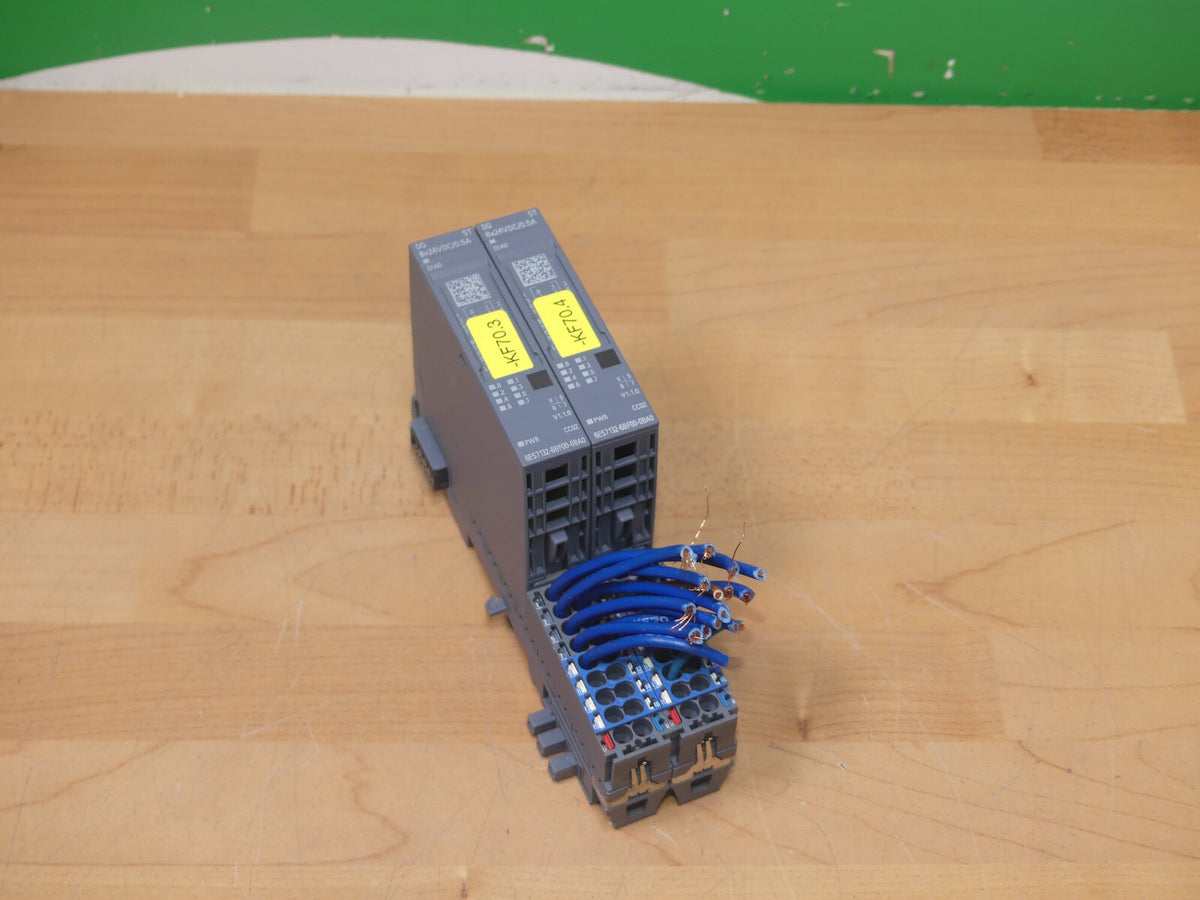 2X siemens 6ES7  132-6BF00-0BA0   6ES7 132-6BF00-0BA0