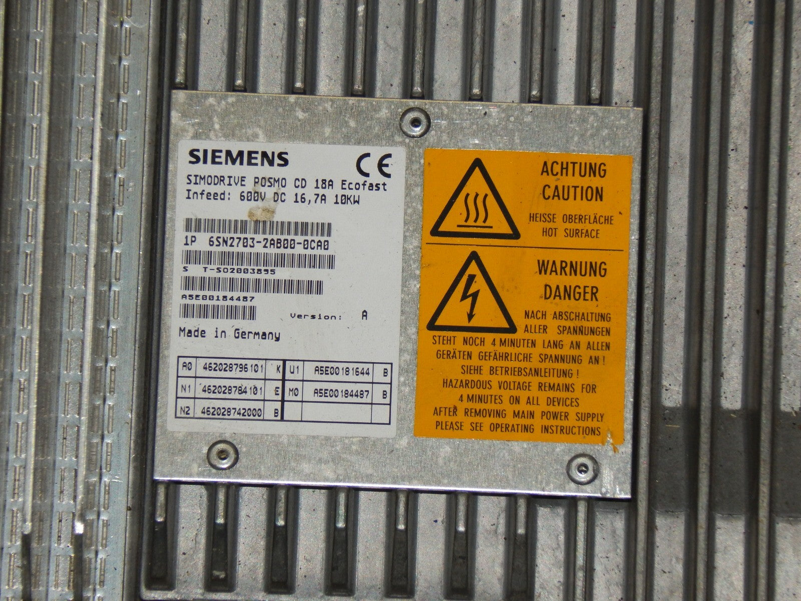  SIEMENS Simodrive Posmo  CD 18A Ecofast  6SN2703-2AB00-0CA0  used s.Bilder