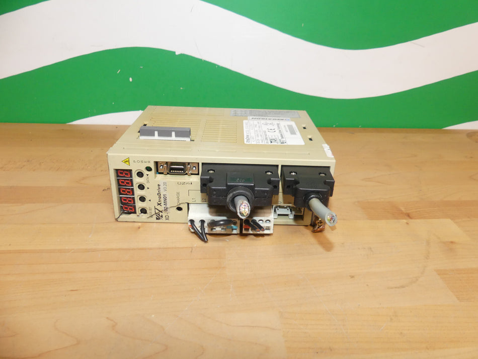 Yaskawa XtraDrive XD-02-MN01 Leicht Beschädigt s.Bilder