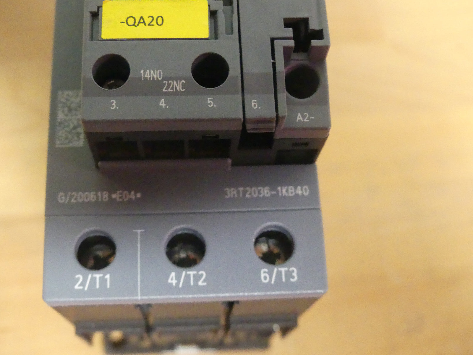 Siemens 3RT2036-1KB40 neue onhe verpackung