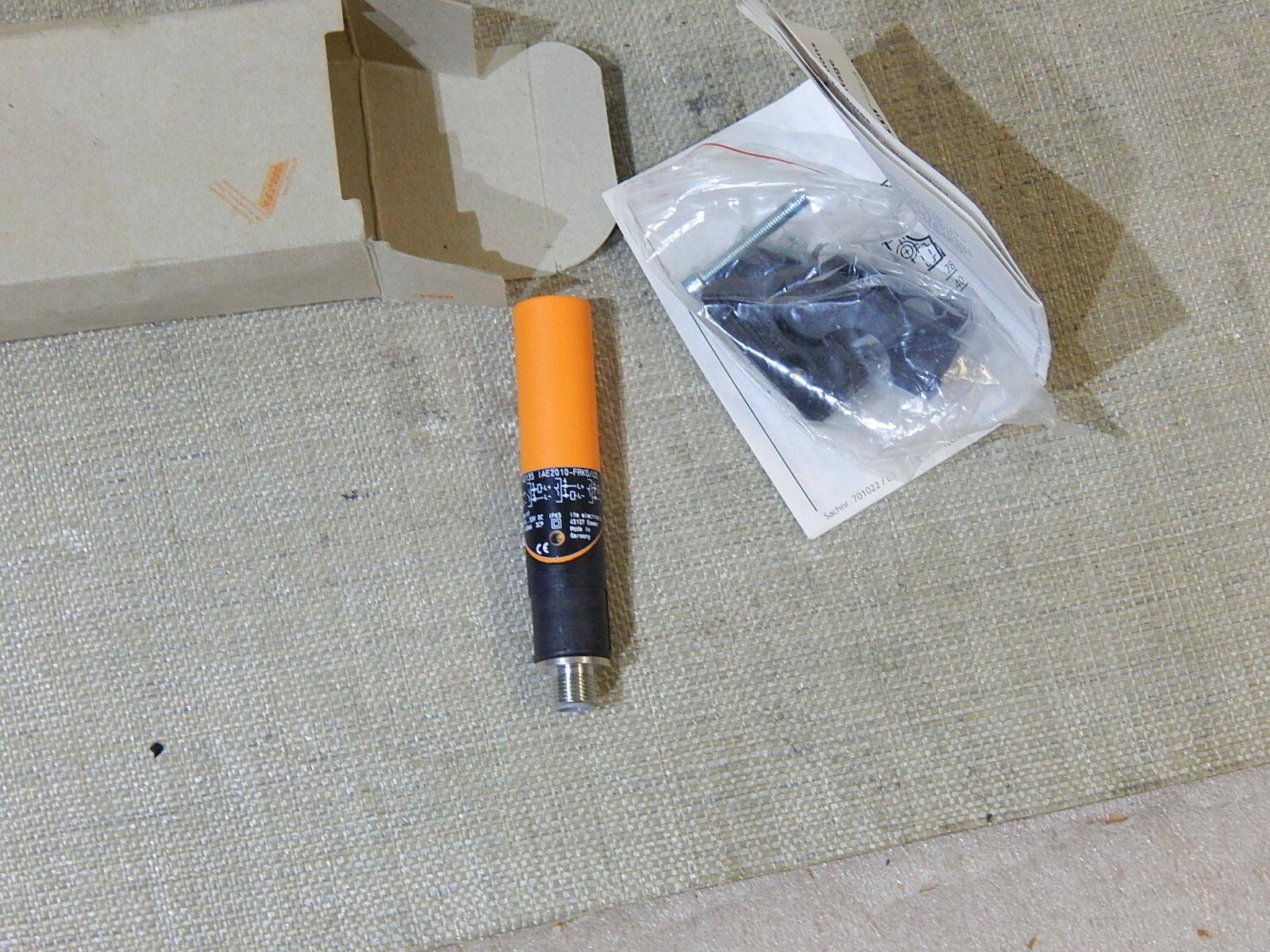 fm efector 100 induktiv Näherungsschalter IAE2010-FRKG/US-100-IRF