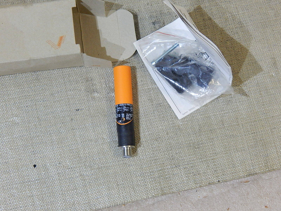 fm efector 100 induktiv Näherungsschalter IAE2010-FRKG/US-100-IRF
