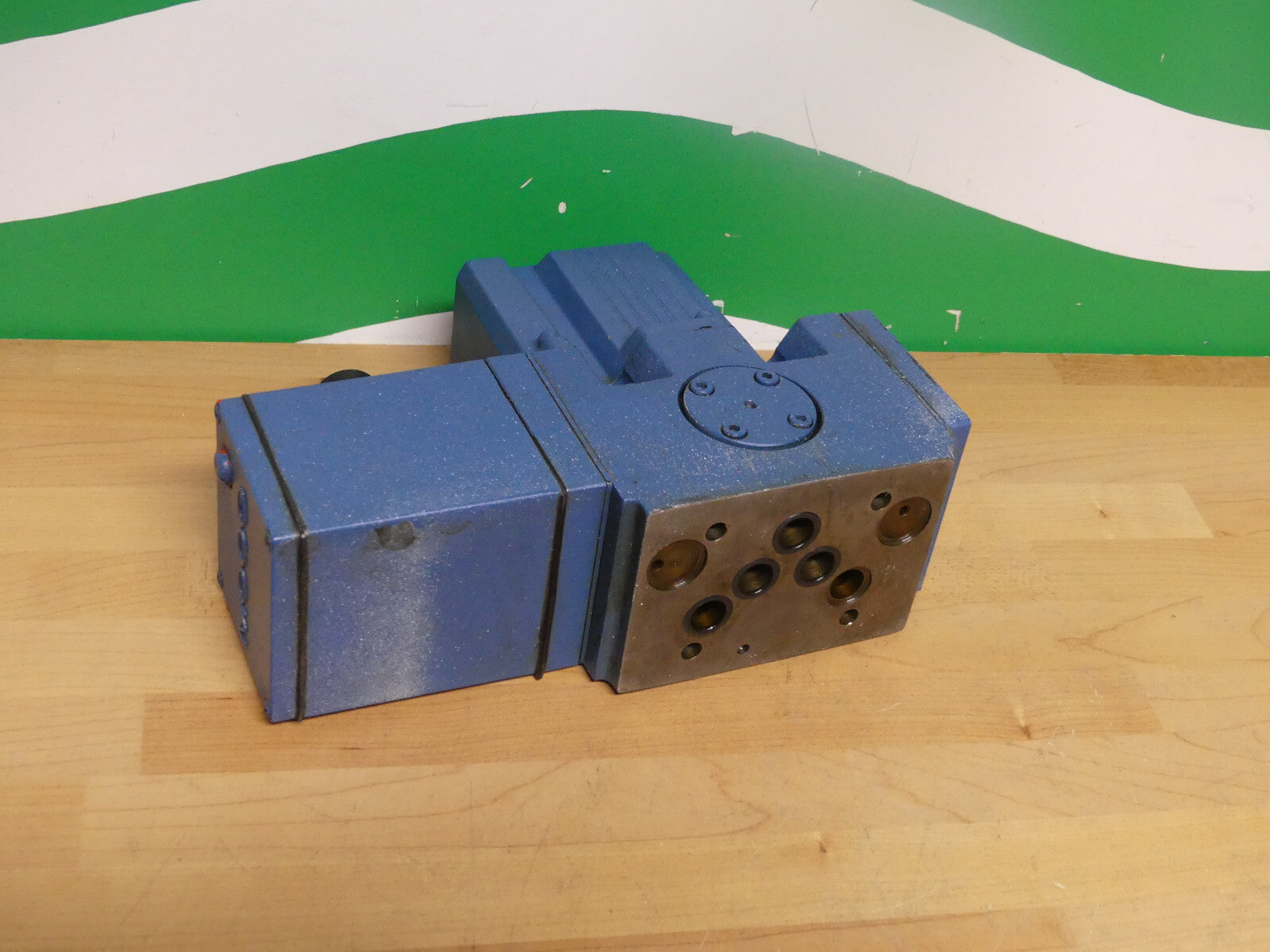 Netstal Moog Servo Jet D661Z2907E  963.364.8023  280bar