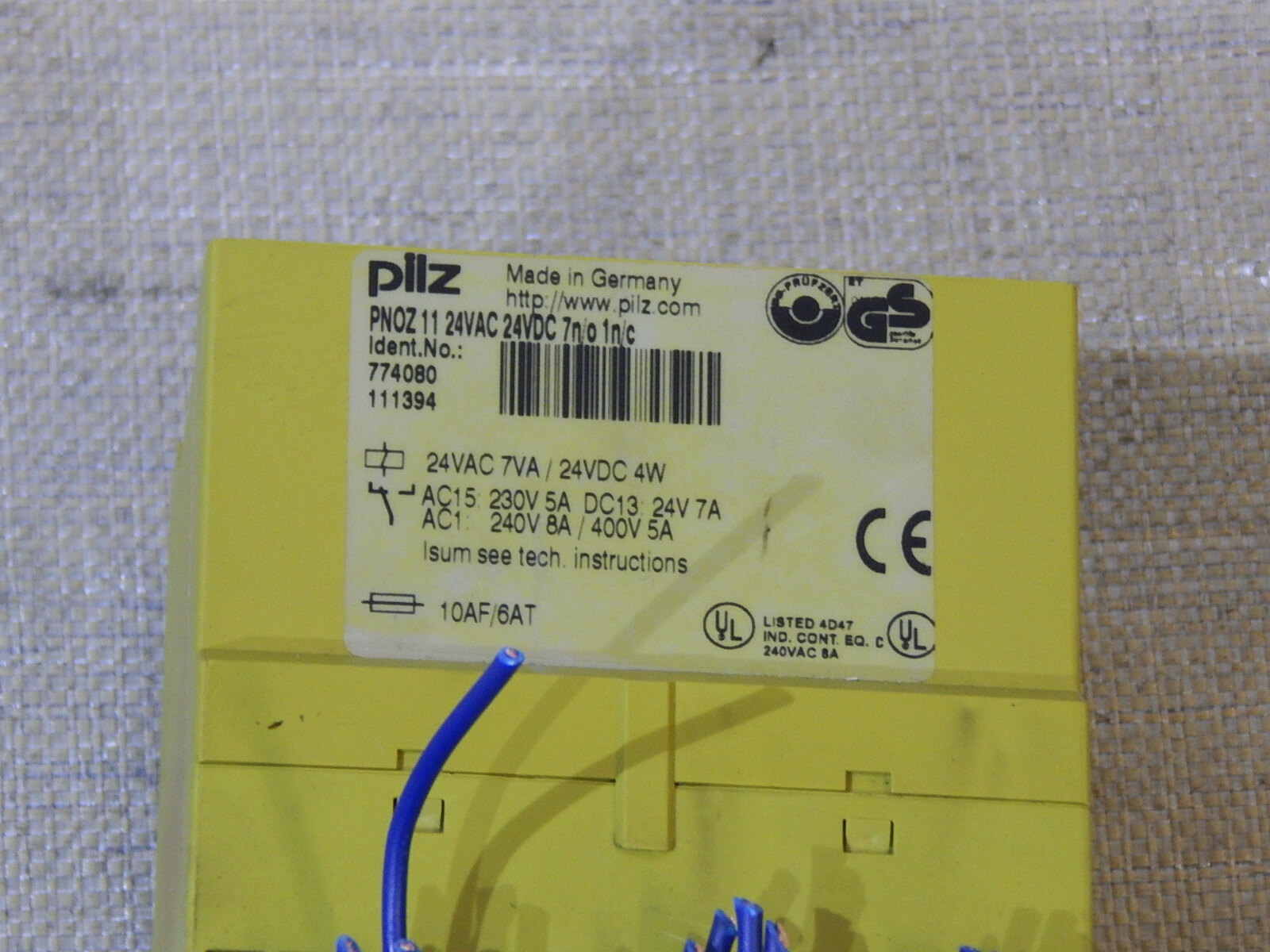 PILZ PNOZ11-24VAC-24VDC-7N/o-1n/c / PNOZ1124VAC24VDC7NO1NC used