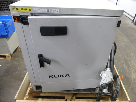 KUKA Industrieroboter KRC4  KR210 R2700 extra  KR210R2700 extr B.j: 09/2017 s.B