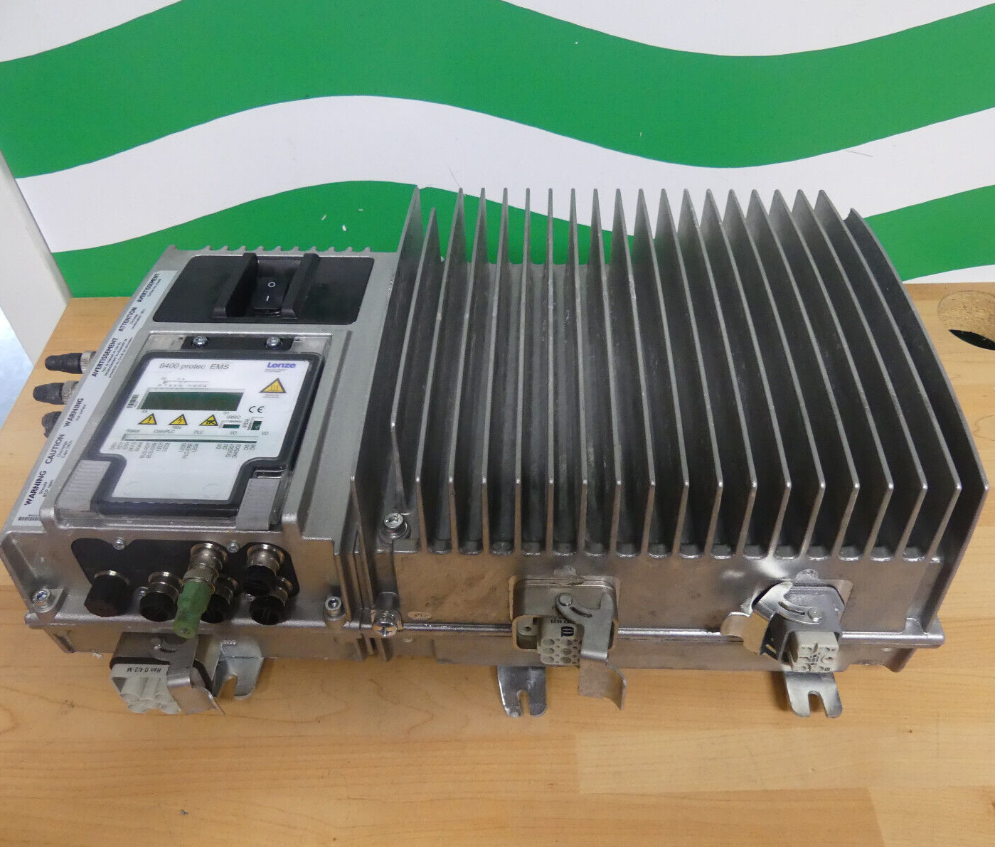 lenze 8400 protec ems e84dppke3024c5cnre used