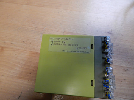 Pilz Sicherheitsrelais   PNOZ/24V=/3a/1r