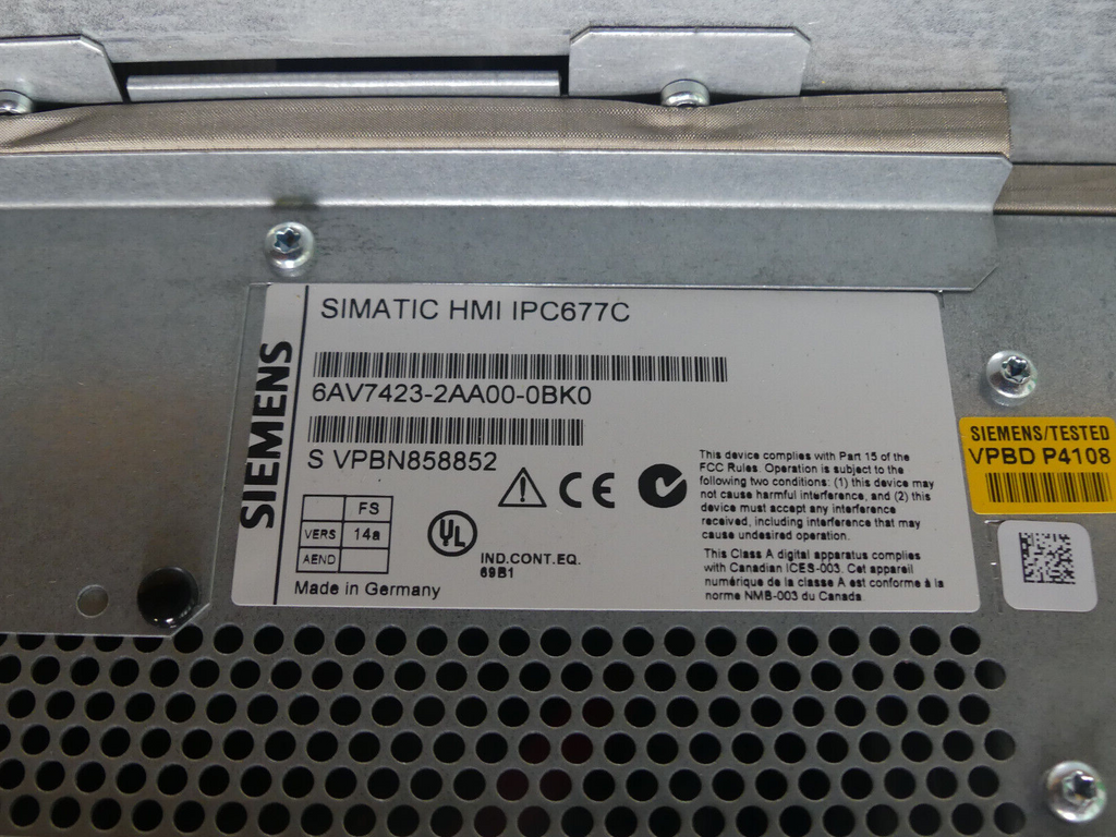 Siemens Simatic 6AV7 423-2AA00-0BK0 HMI IP 677C 15 6AV7423-2AA00-0BK0