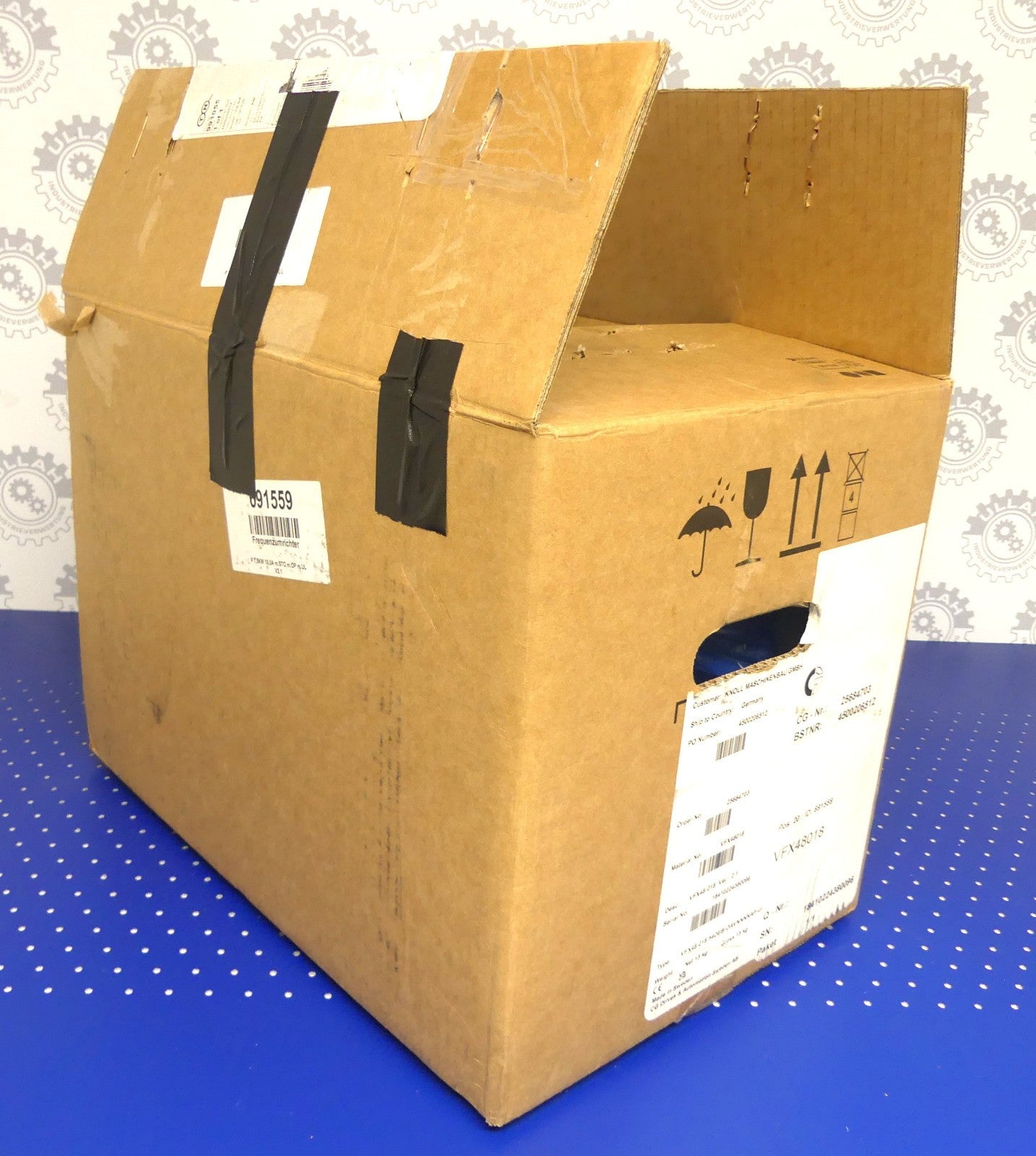EMOTRON VFA 2.0-AC drive VFX48-01854DEB-OA-NNNNAP-UA Defekt