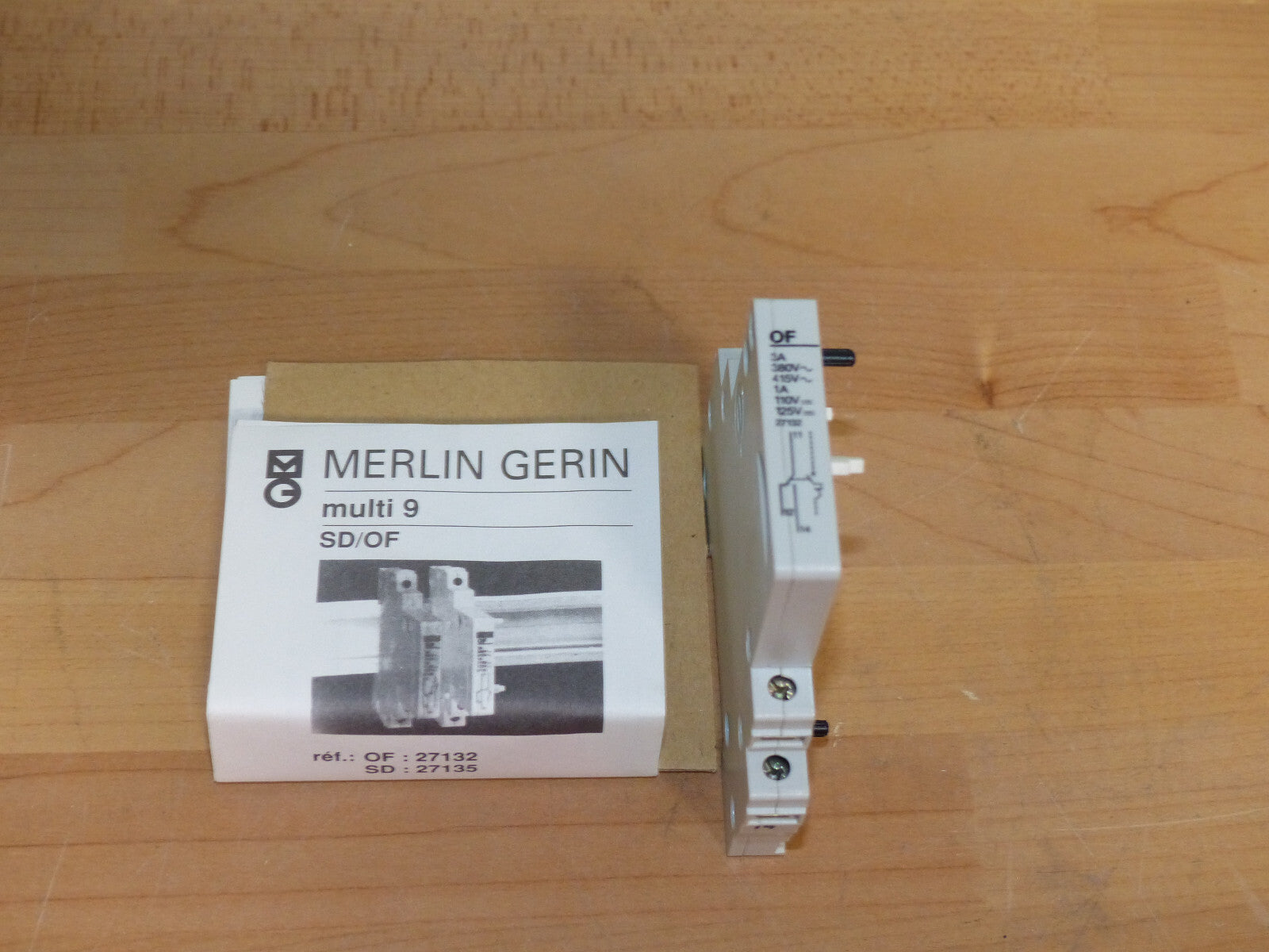MERLIN GERIN Hilfsschalter multi9 27132