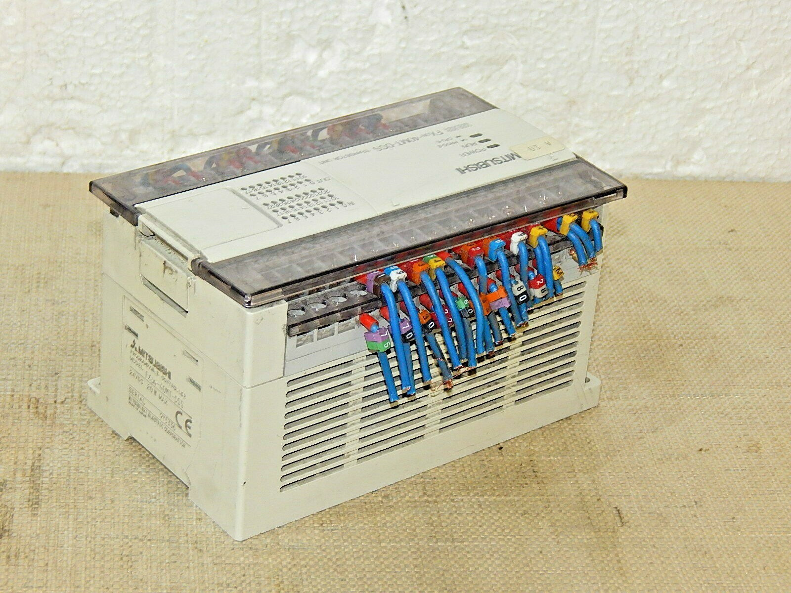  Mitsubishi Melsec FXon-40MT-DSS  Transistor Unit