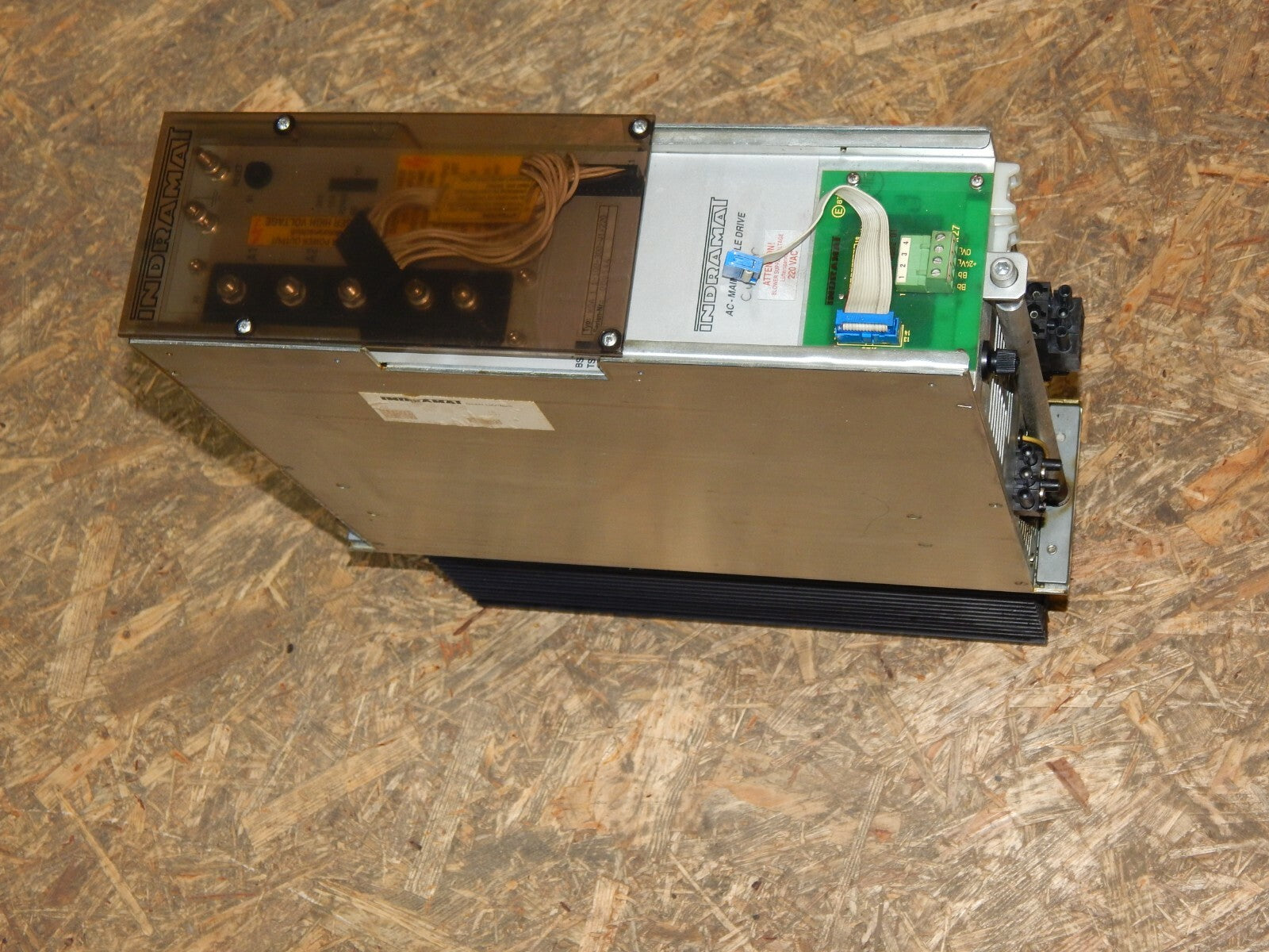 Indramat AC-Mainspindele Drive KDA 1.1-100-300-W1-220  / 000544 used