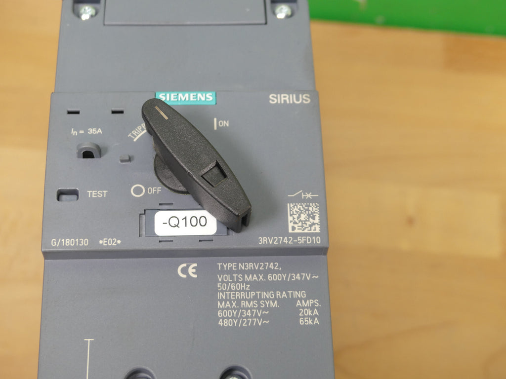 SIEMENS Leistungsschalter 3RV2742-5FD10