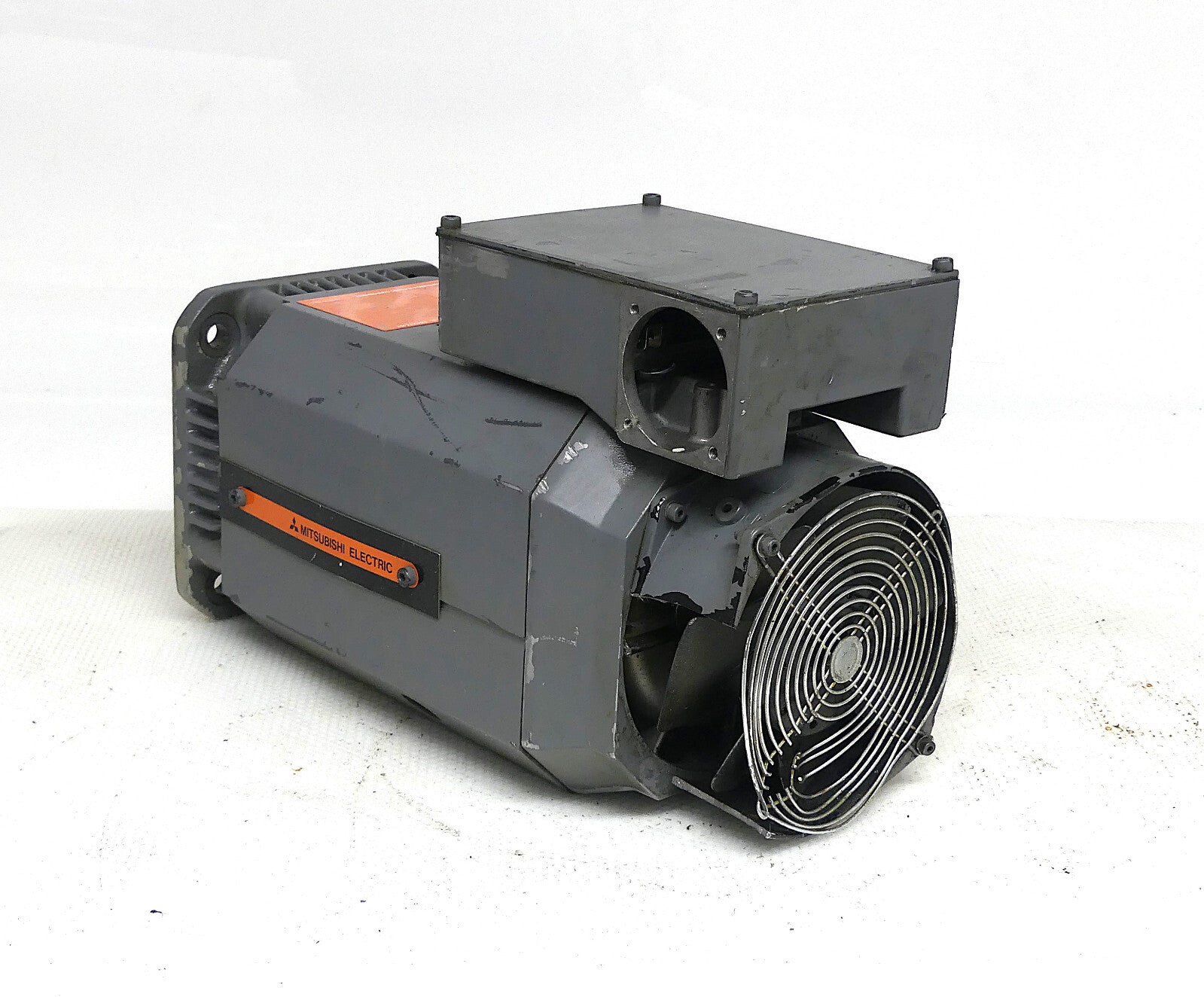 Mitsubishi SJ-5.5X (defekt,beschädigt)