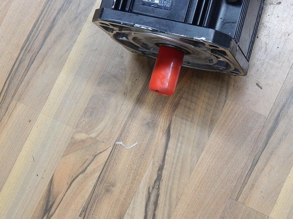 Rexroth Indramat MAC112B-1-LD-4-C/180-A-1/AM164SG/S011  Used