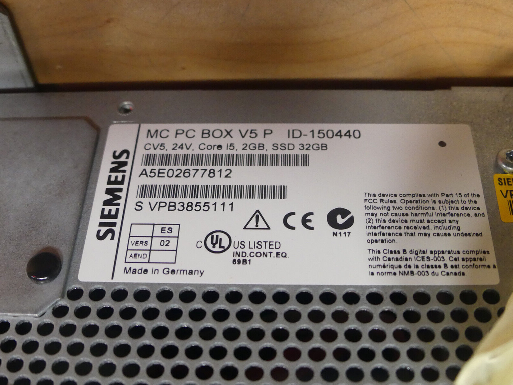 SIEMENS SINUMERIK PCU 50.5-P   6FC5210-0DF53-2AA0
