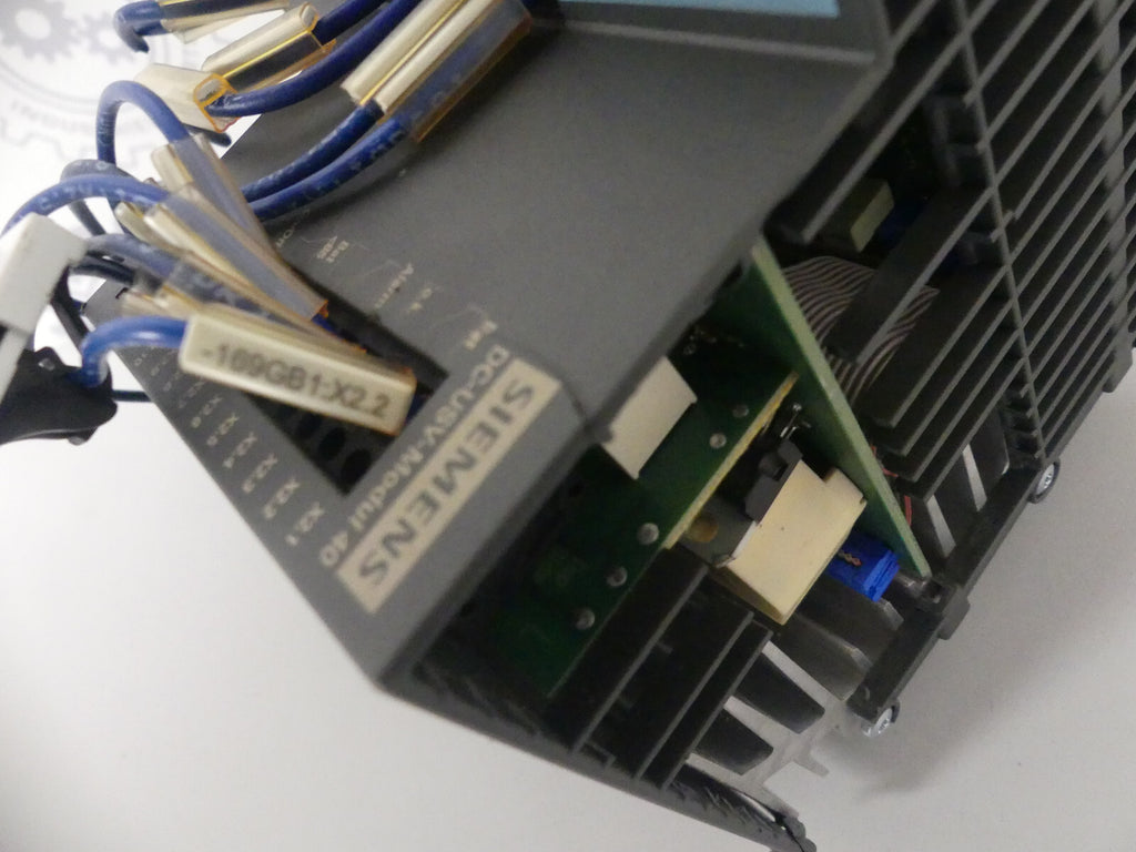 Siemens 6EP1931-2FC42 Leicht beschädigt