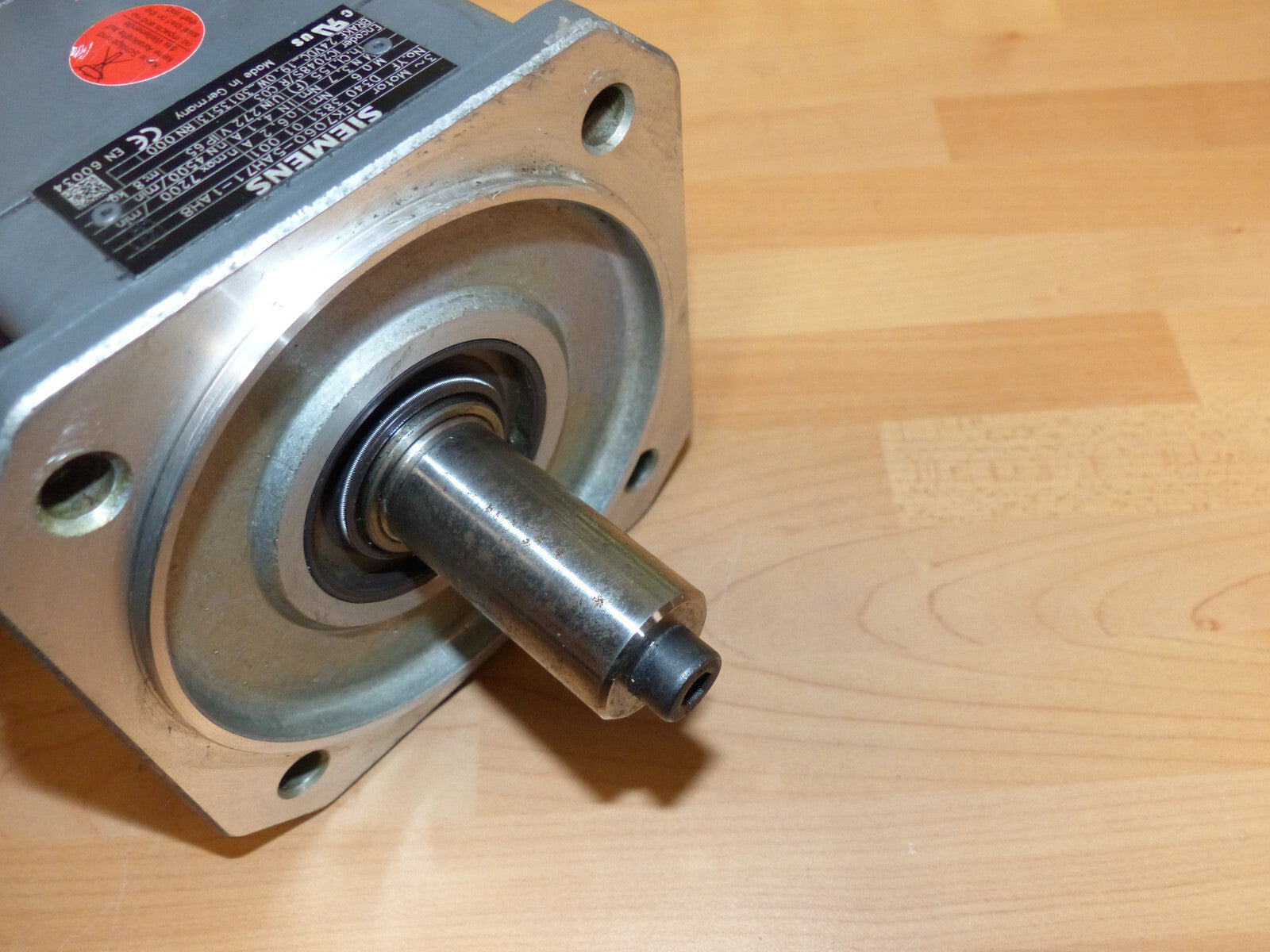 Siemens 1FK7060-5AH71-1AH8 Servomotor used