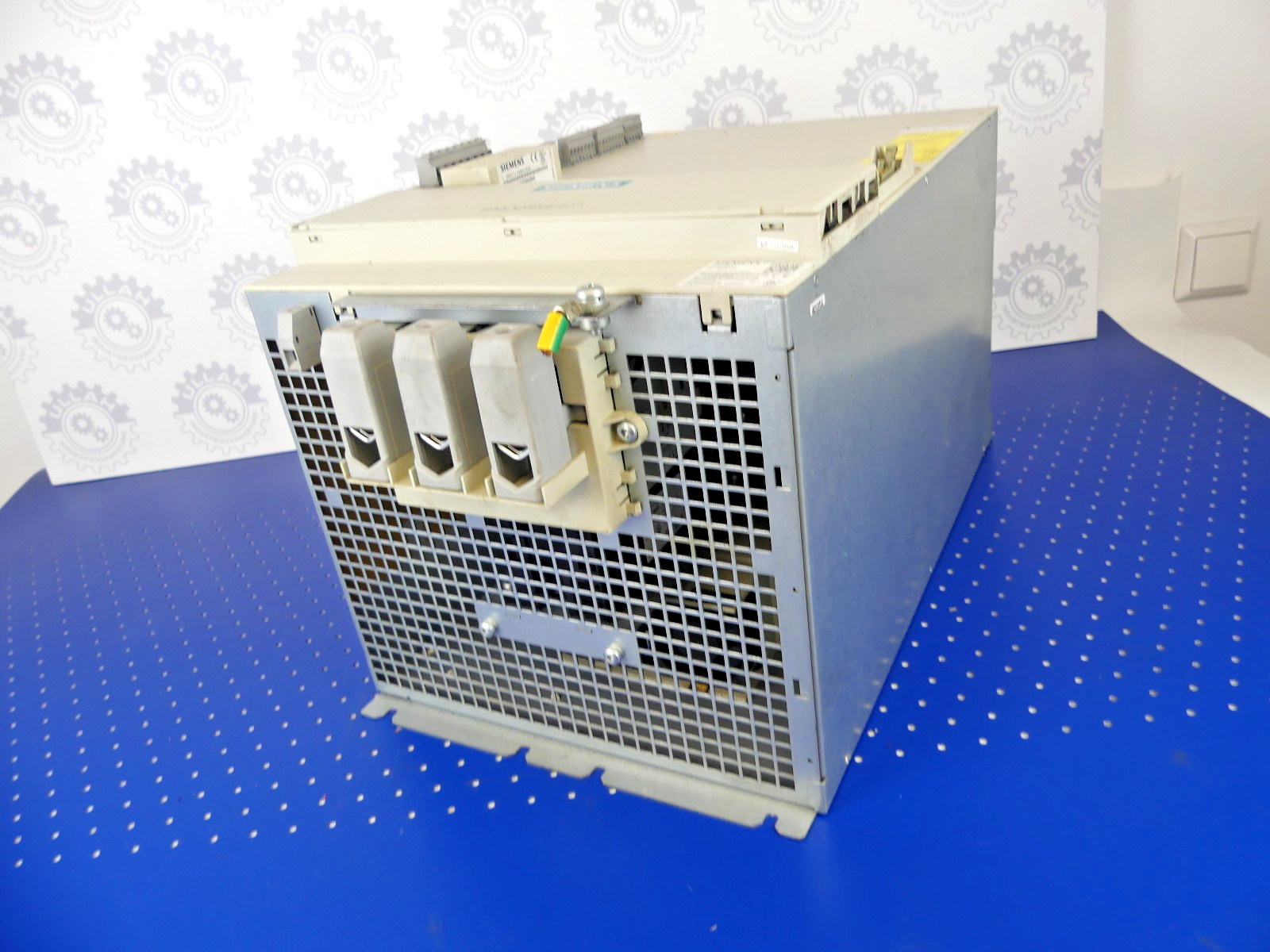 SIEMENS 6SN1145-1BA01-0DA1