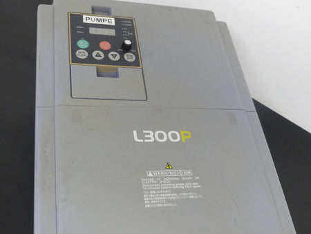 Frequenzumrichter Hitachi L300P - 300HFE2 s.Bilder