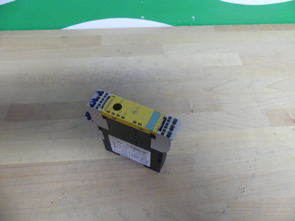 Siemens 3RK1205-0BG00-0AA2