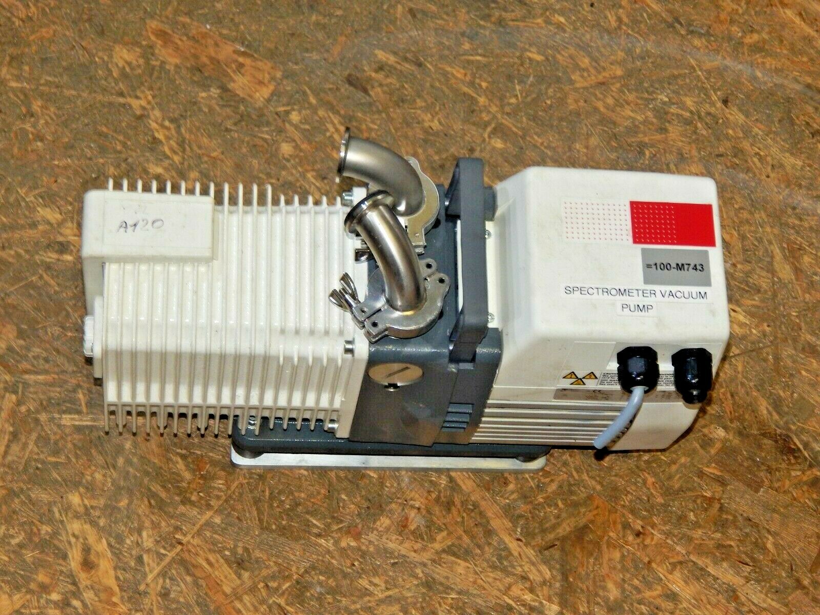 Pfeiffer Vacuum adixen 215SDMHEM / AM738536 Bj.2015