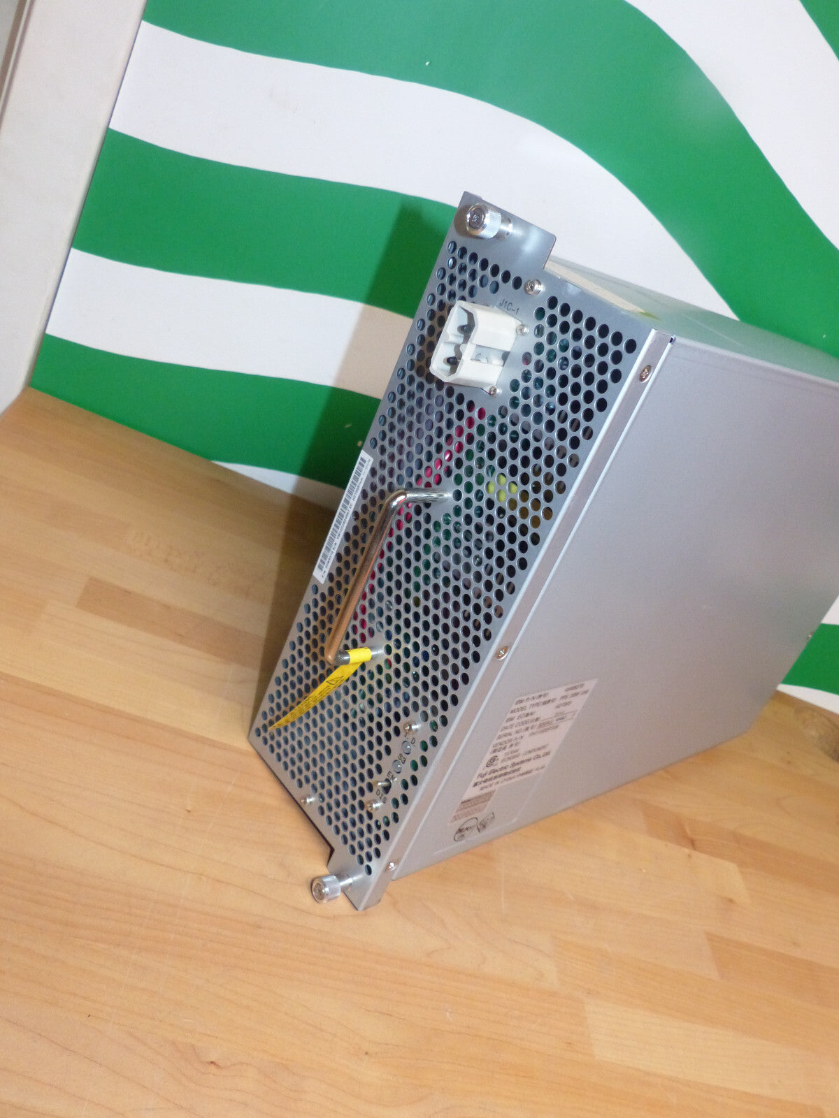 IBM 45W8270  Type. PPS 208V  power module 208V