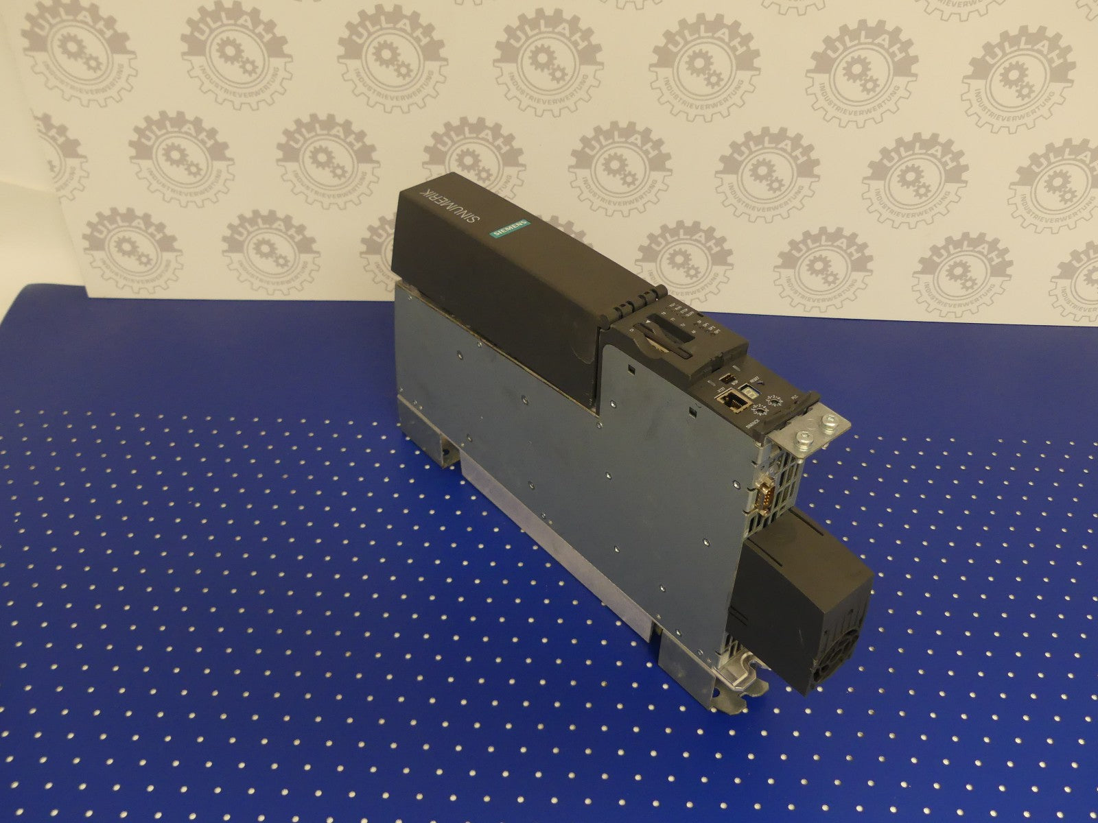 SIEMENS 6FC5372-0AA01-0AA2