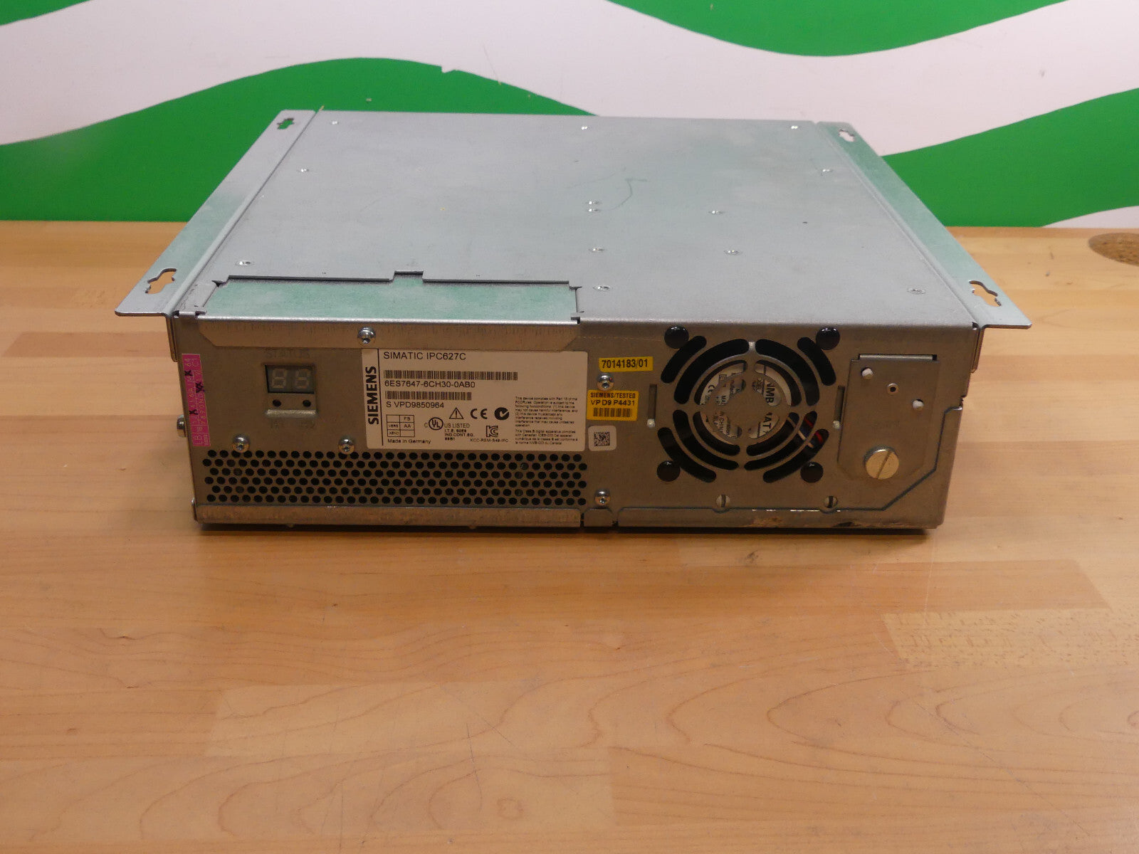 Siemens Simatic Box PC IPC627C  6ES7647-6CH30-0AB0 / 6ES7 647-6CH30-0AB0