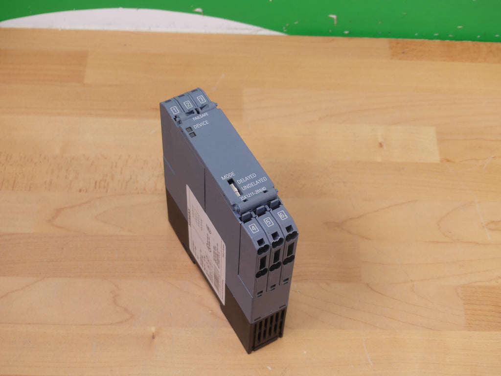 SIEMENS Sirius 3SK1211-2BB40