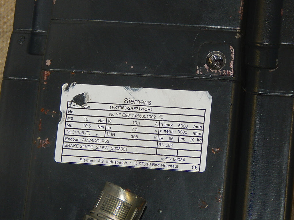  Siemens Servomotor  1FK7083-2AF71-1CH1 used