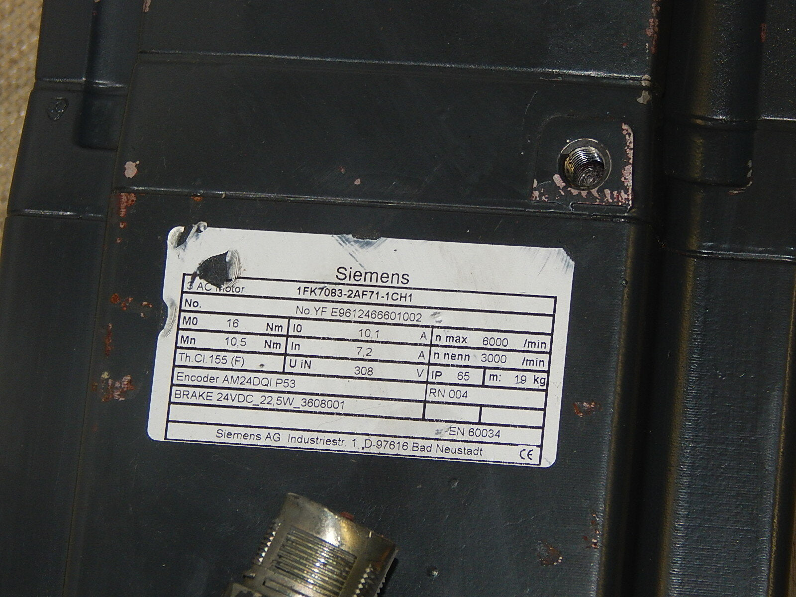  Siemens Servomotor  1FK7083-2AF71-1CH1 used