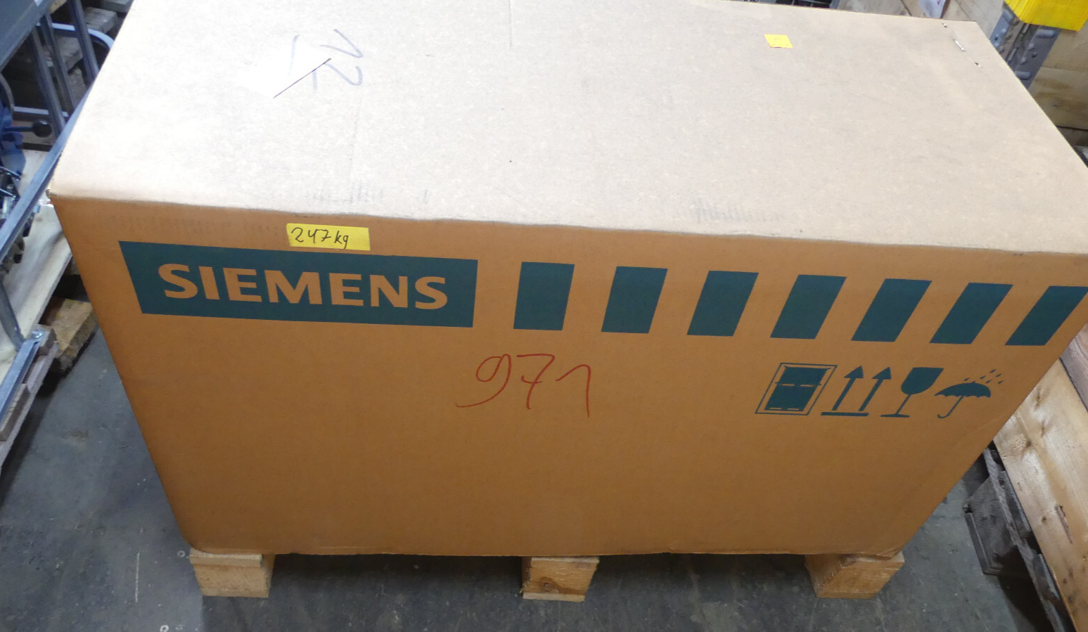 SIEMENS 3~Motor 1PH6167-7ED03-0BK6