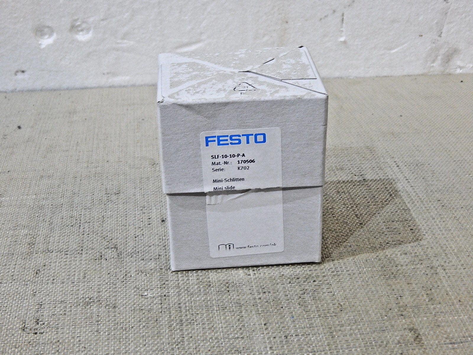 Festo SLF-10-10-P-A Mini Schlitten Zylinder Pneumatik    170506  New